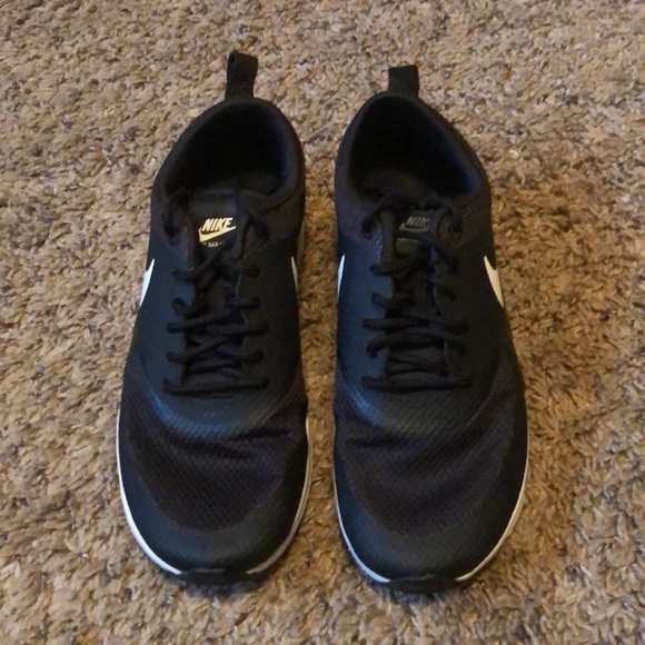 Nike Shoes - Picture 3 of 4